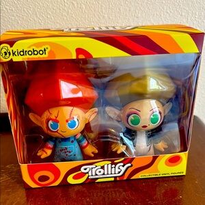 Trollify kidrobot Vinyl Chucky and Bride Figures